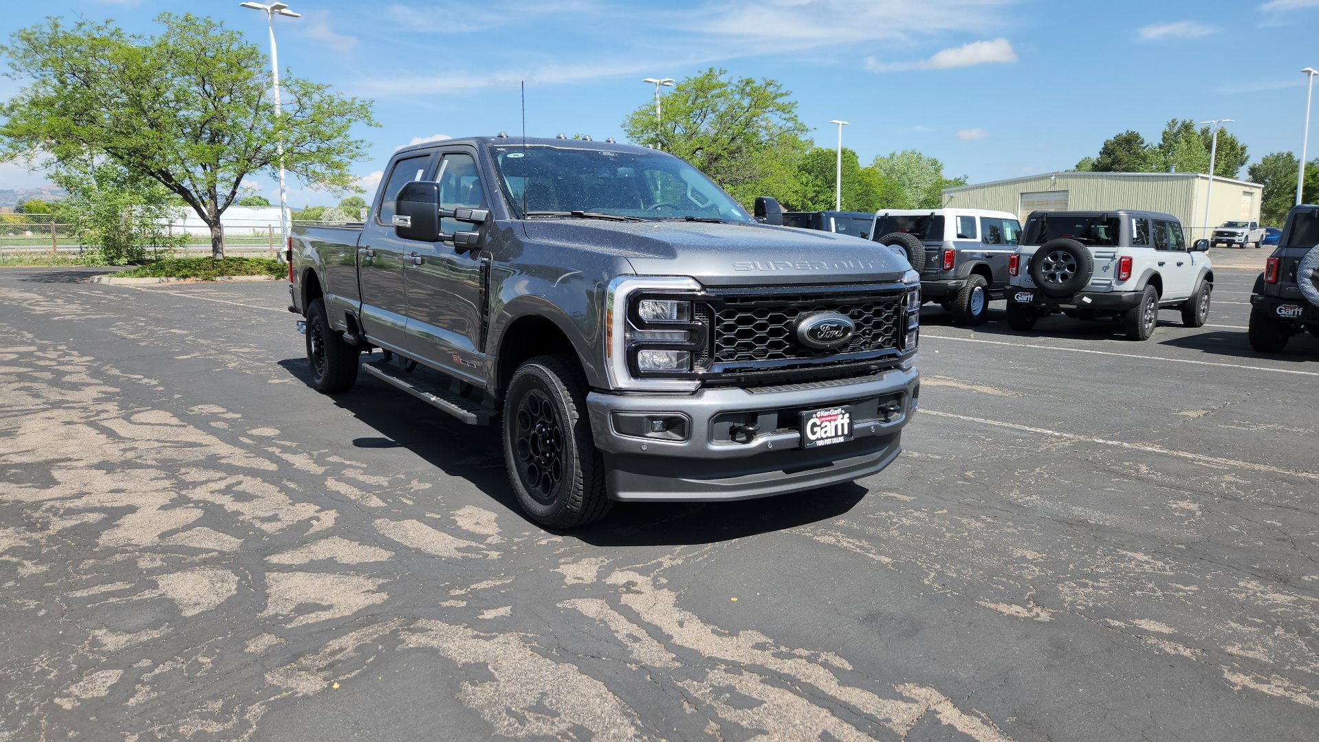 New 2026 Carbonized Gray Metallic Ford LARIAT image 20