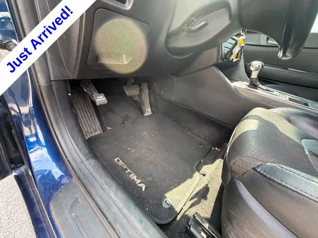 Used 2018 Blue Kia S image 35