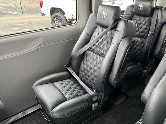 New 2026 White Ford Explorer Trail Boss image 33