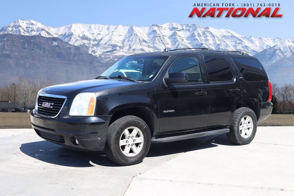 2013 GMC Yukon 4WD SLT's photo
