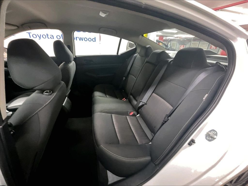 Used 2025 White Nissan 2.5 SV image 15