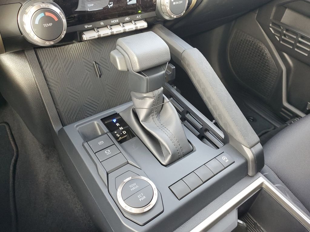 2025 Toyota Tacoma SR5 - Photo 22