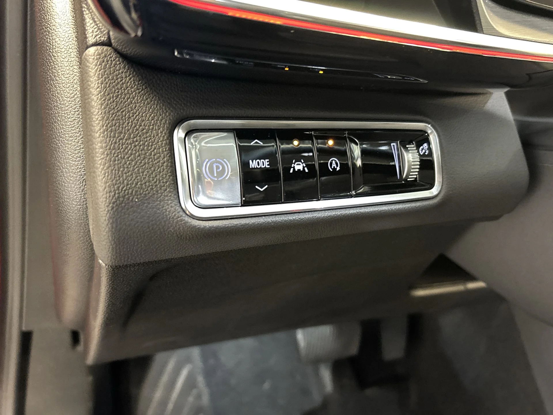 2025 Buick Envision Preferred - Photo 76