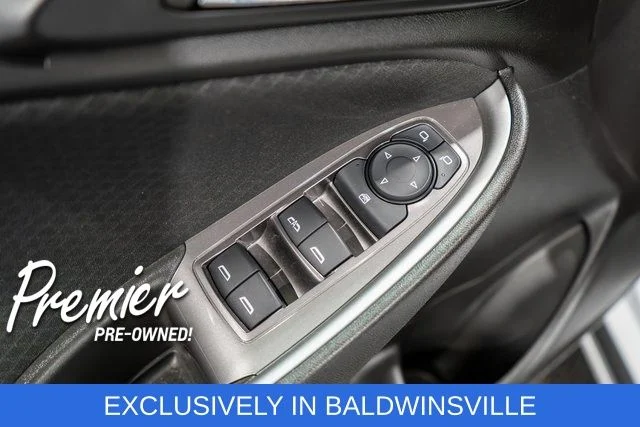 Used 2025 White Chevrolet LT image 16