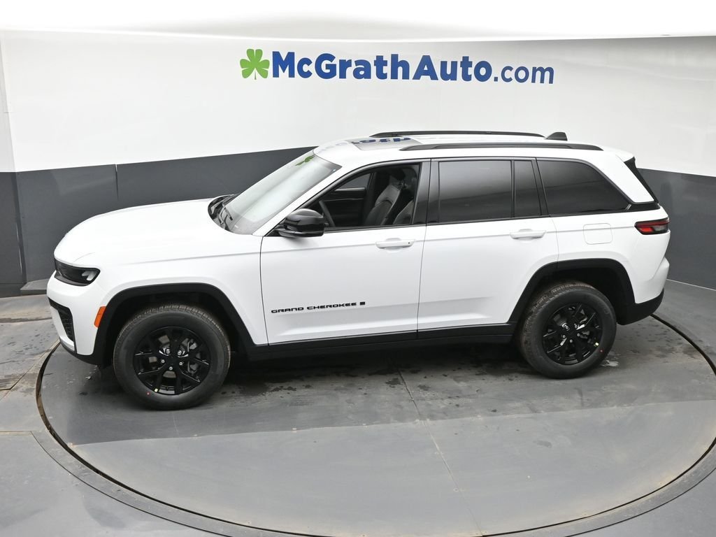 2026 Jeep Grand Cherokee Laredo - Photo 20
