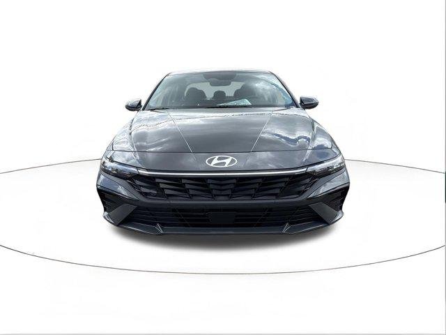 New 2026 Ecotronic Gray Hyundai Limited image 8