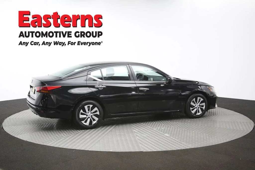 Used 2023 Black Nissan 2.5 S image 42