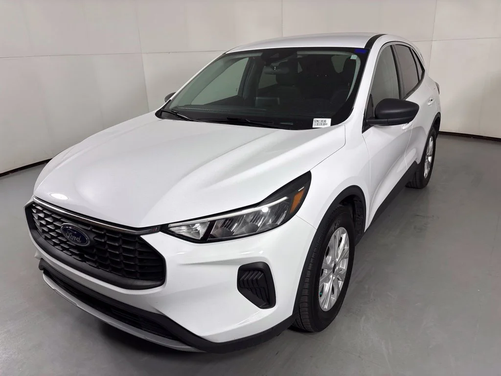 Used 2024 White Ford Active image 4