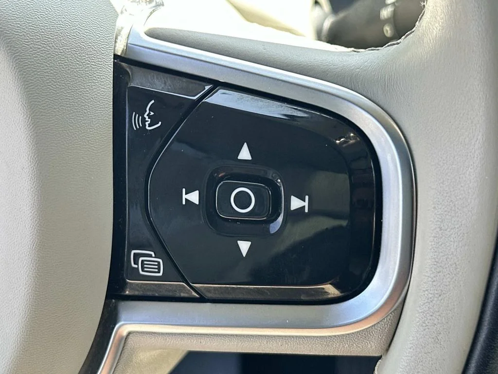 2023 Volvo XC90 Core - Photo 25