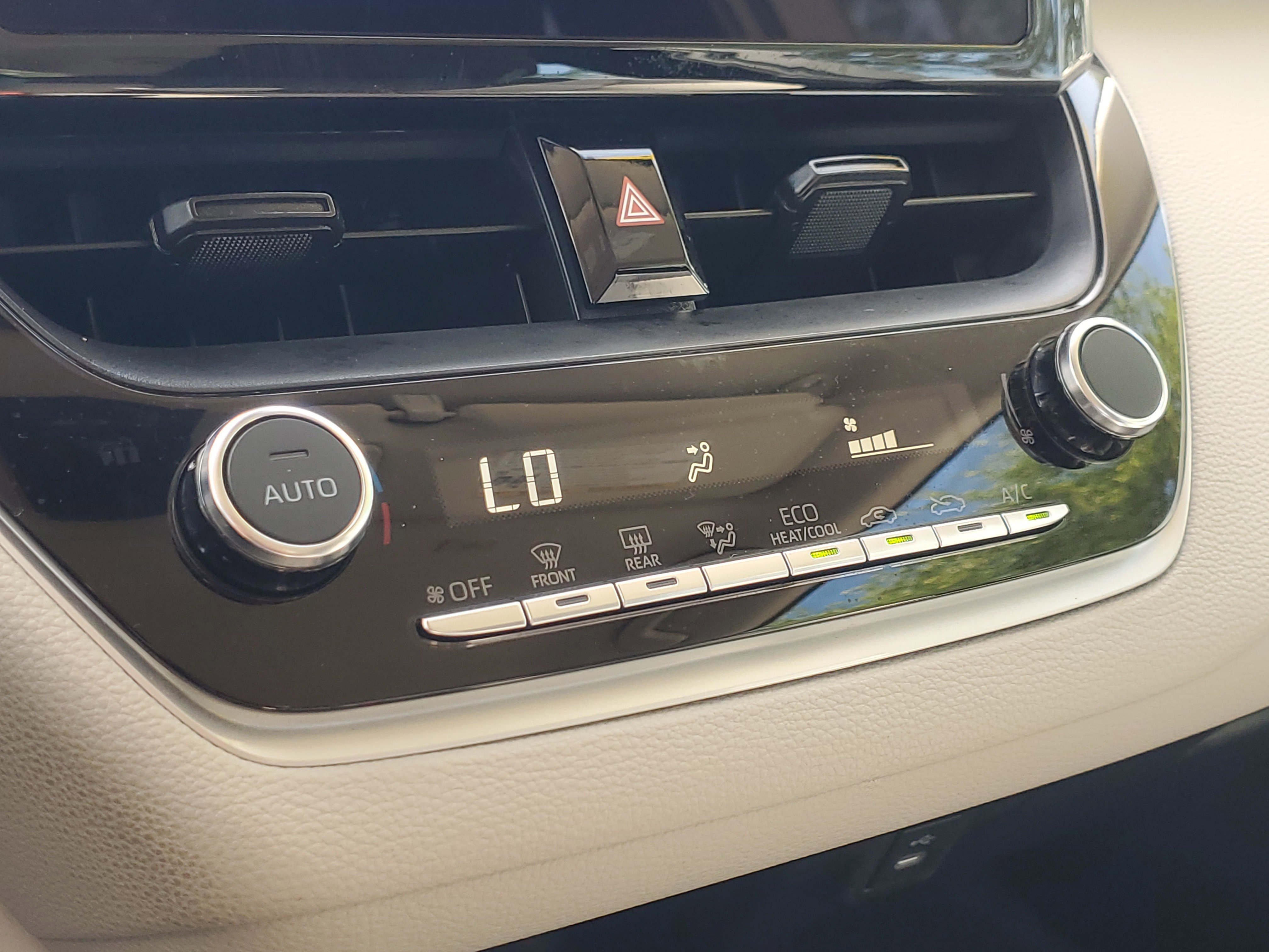 Certified Used 2025 Classic Silver Metallic Toyota LE image 28