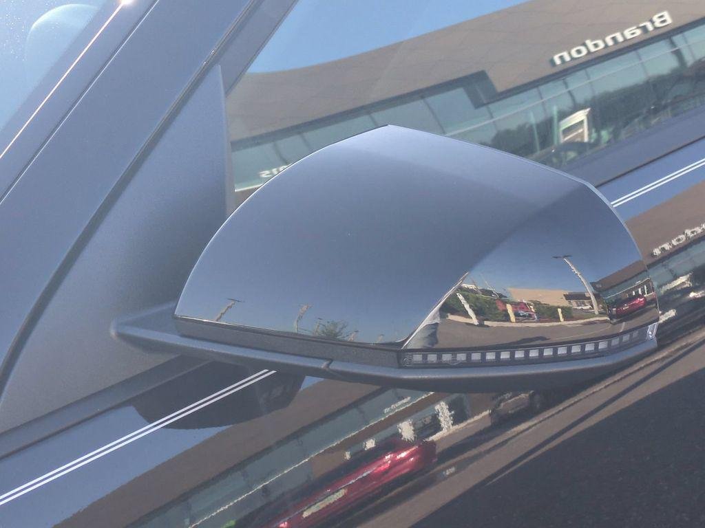 New 2026 Black Hyundai SE Standard Range image 12