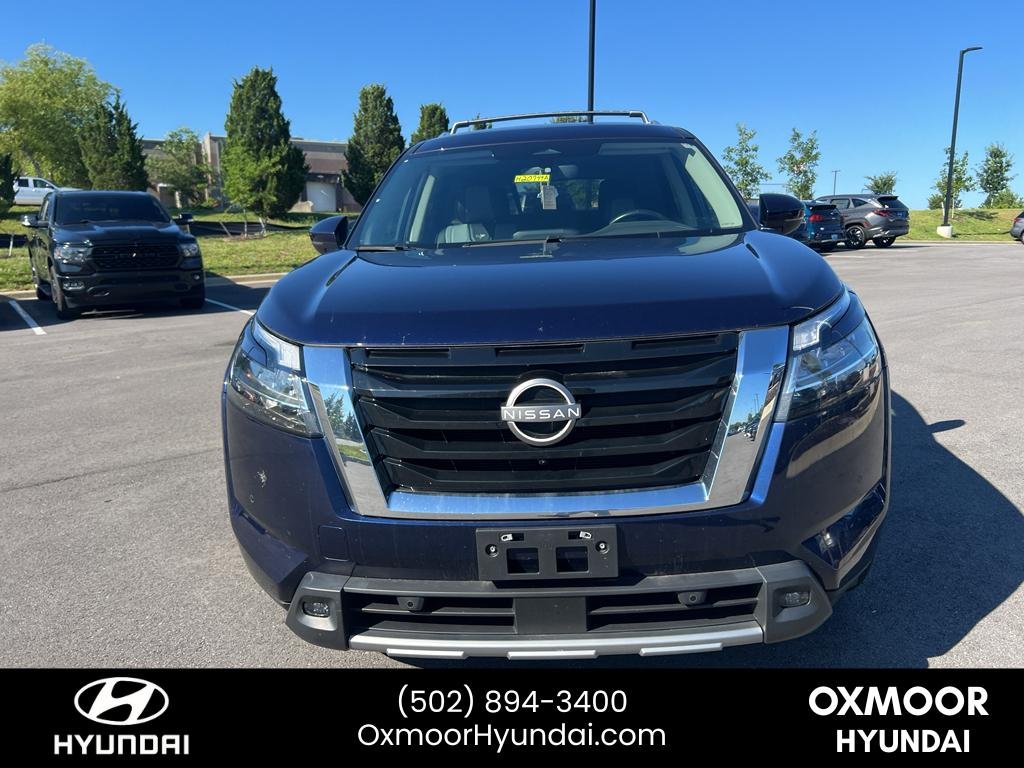 Used 2023 Deep Ocean Blue Pearl Nissan SL image 2