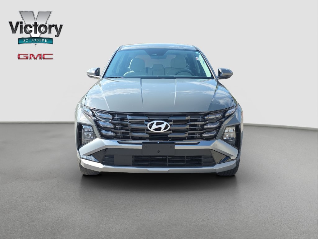 Used 2025 Hyundai Tucson SE with VIN 5NMJACDE3SH512752 for sale in Kansas City