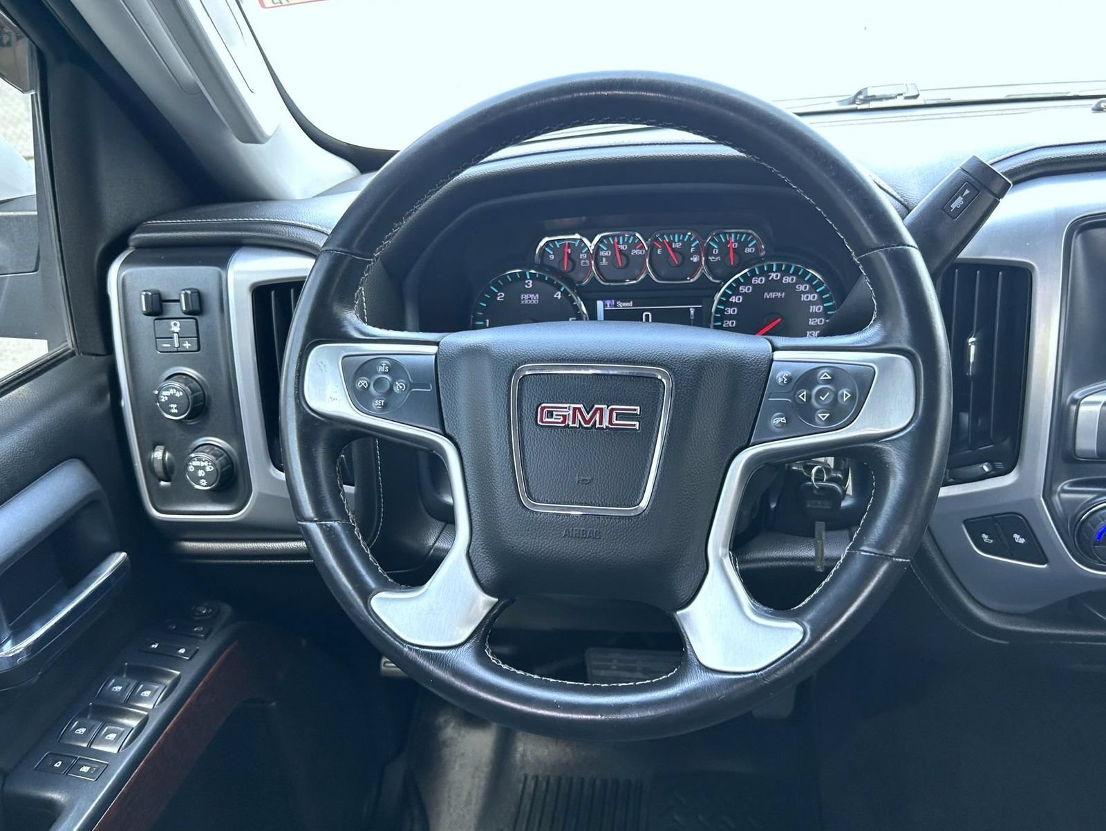 2018 GMC Sierra 1500 SLE - Photo 12
