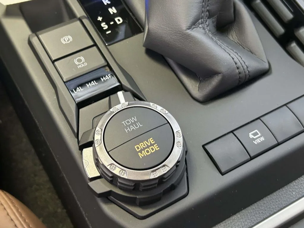 Certified Used 2026  Toyota Limited image 25