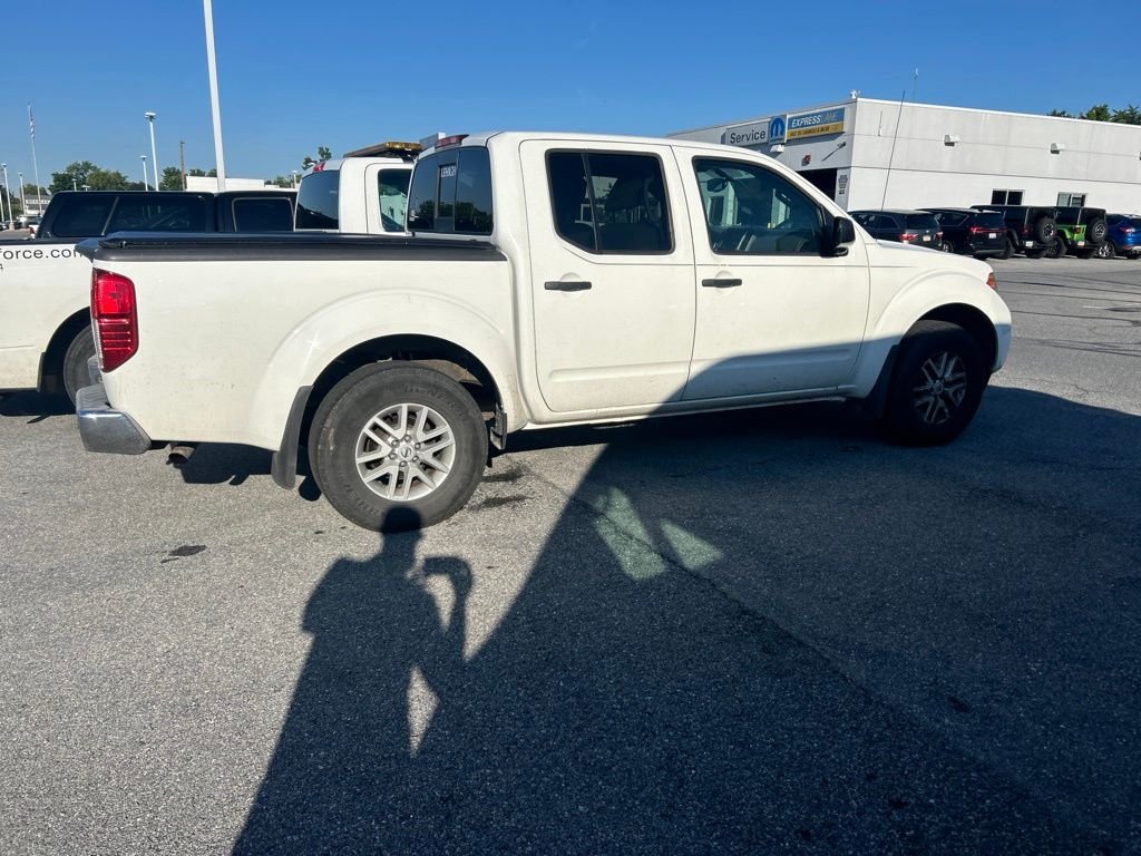Used 2018 White Nissan SV image 4