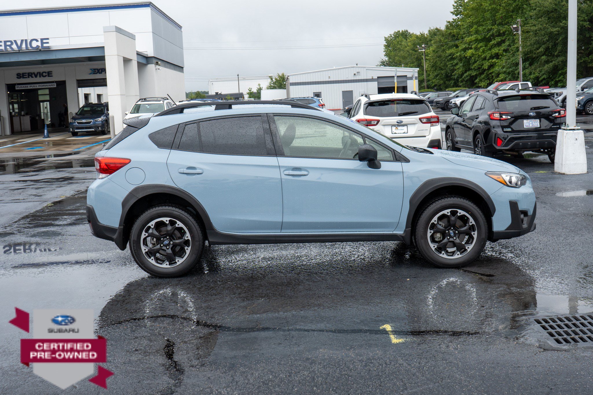 Used 2023 Cool-Gray Khaki Subaru  image 2