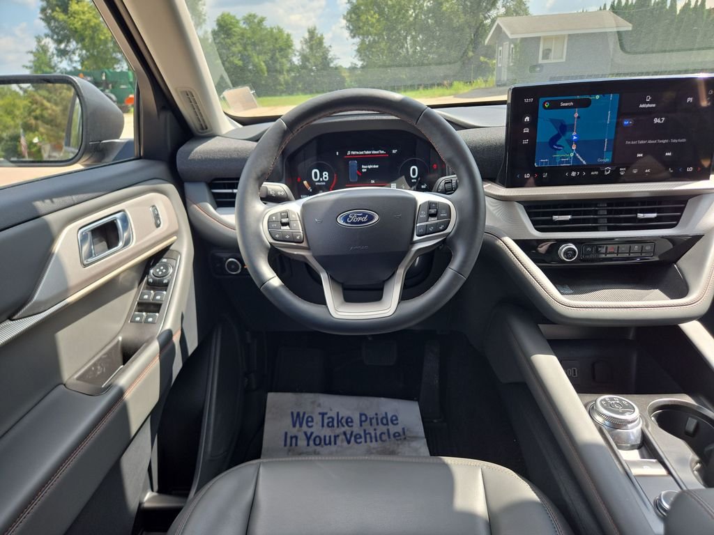 2026 Ford Explorer Active - Photo 13
