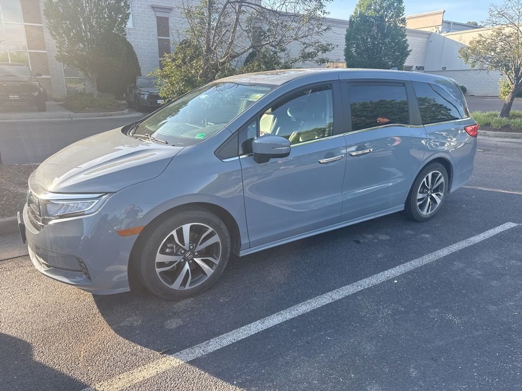 Used 2023 Gray Honda Touring image 4