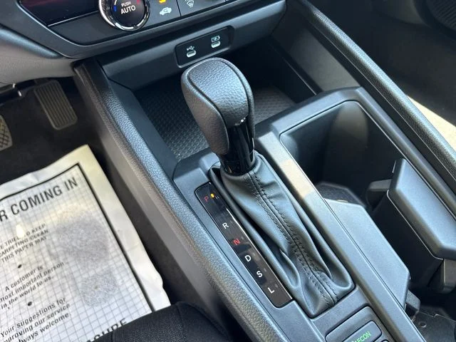 2025 Honda Accord LX - Photo 29