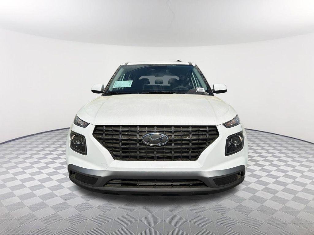 New 2026 White Hyundai SE image 2