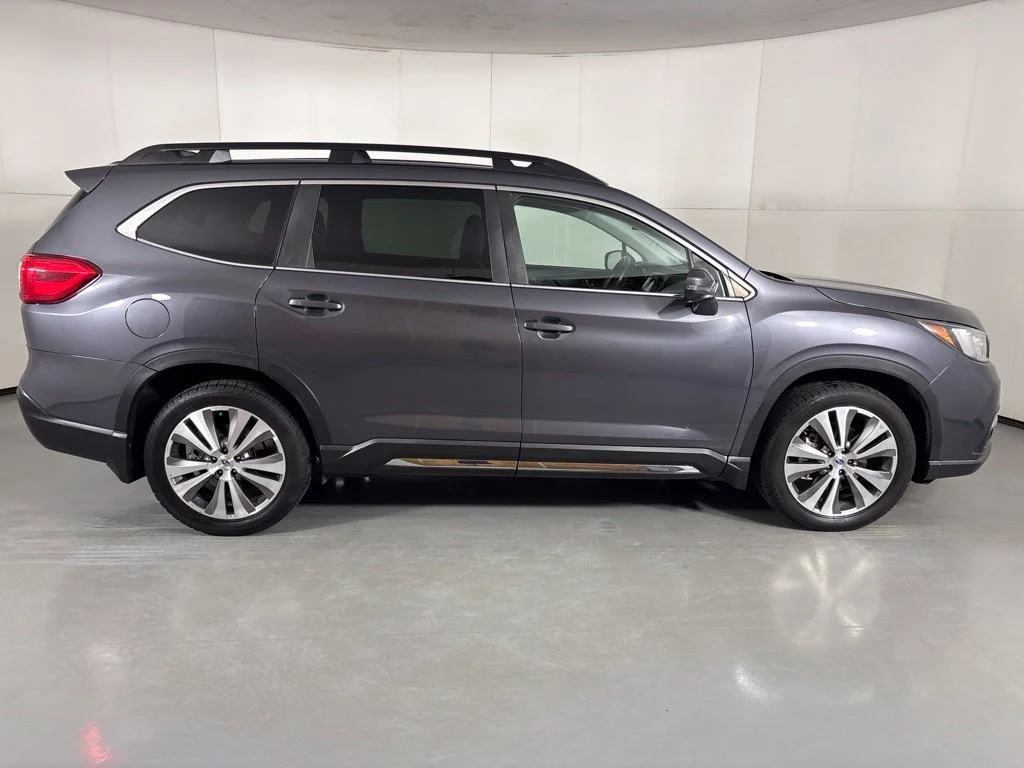 Used 2020 Gray Subaru Limited image 9