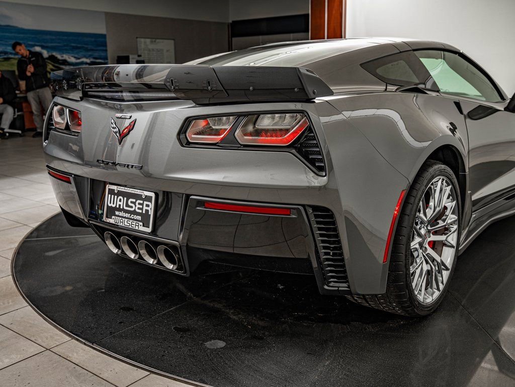 2015 Chevrolet Corvette Z06 - Photo 23