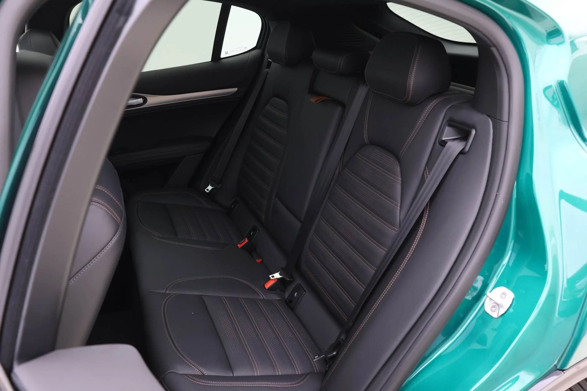 2025 Alfa Romeo Stelvio Intensa - Photo 11