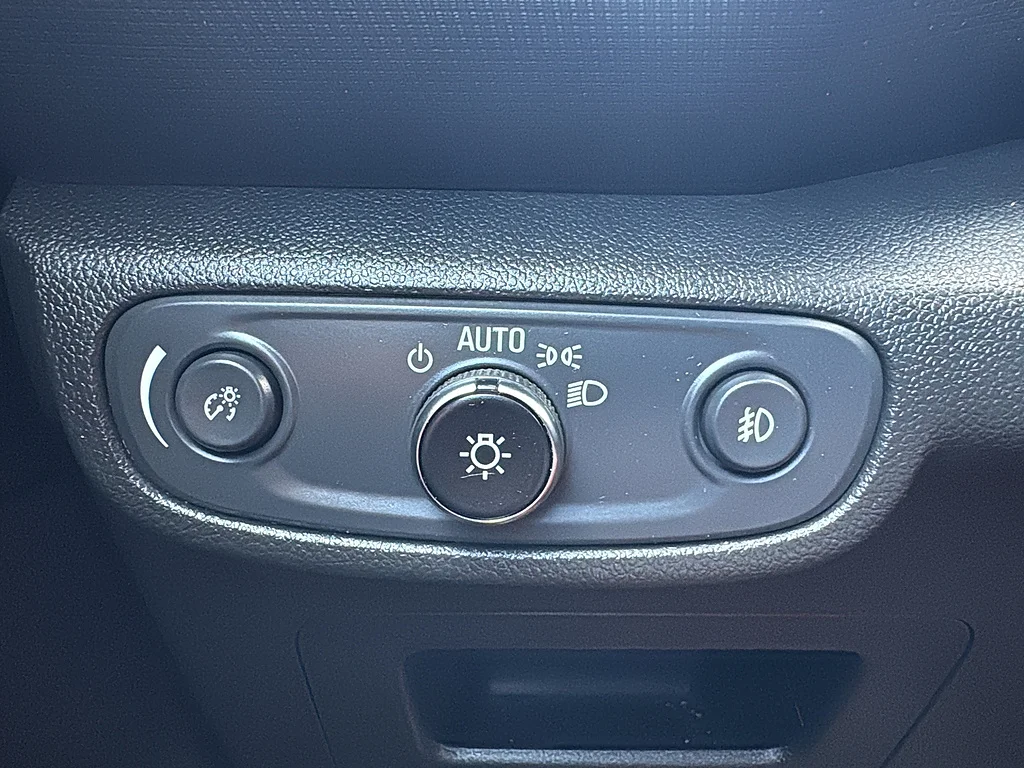 Used 2023 Blue Glow Metallic Chevrolet  image 24