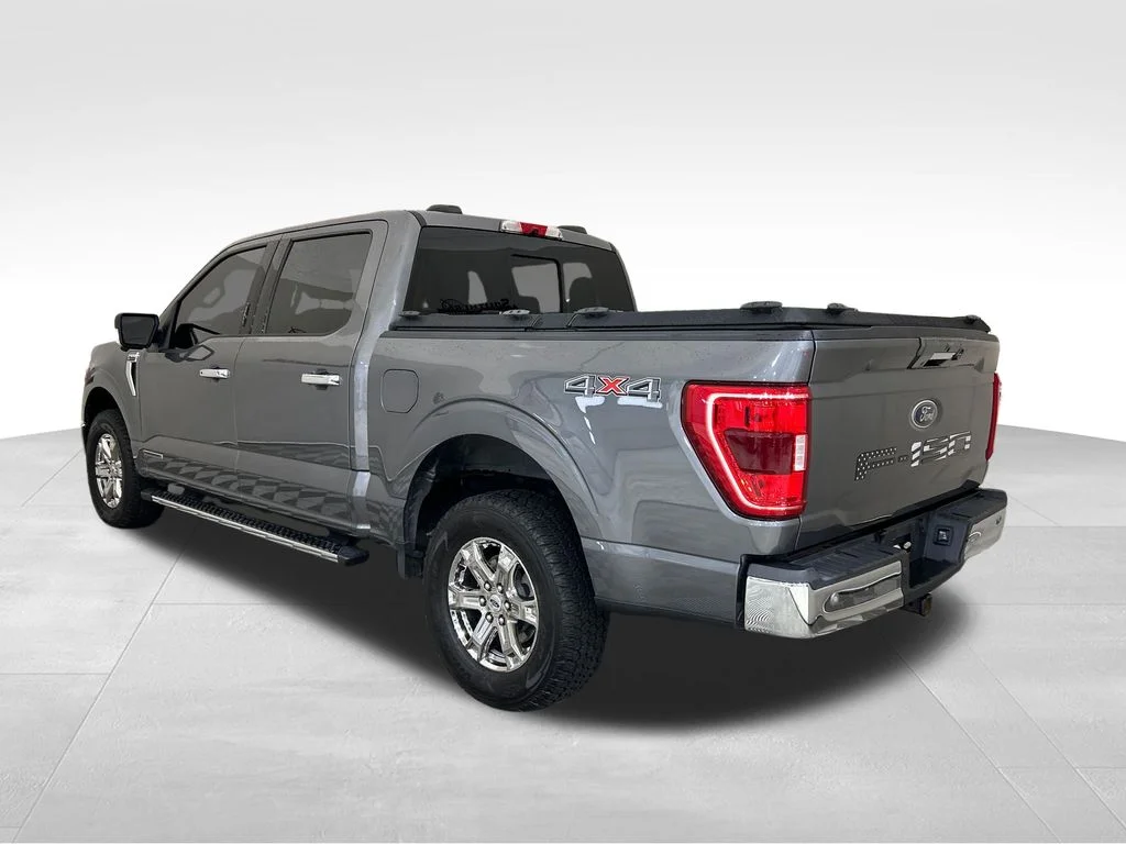 Used 2021 Gray Ford XLT image 3