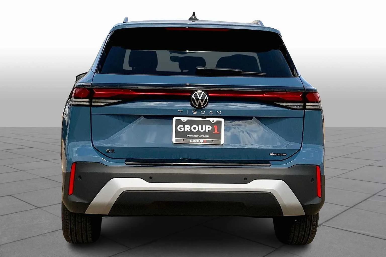 New 2025 Monterey Blue Pearl Volkswagen SE image 4