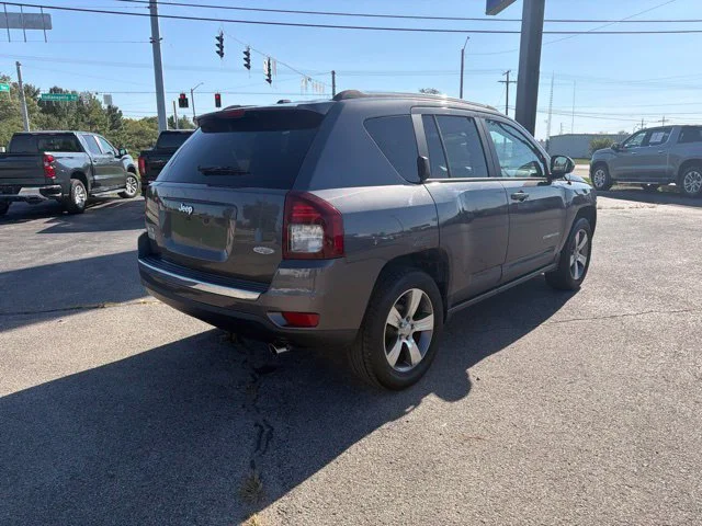 Used 2017 Gray Jeep Latitude image 6