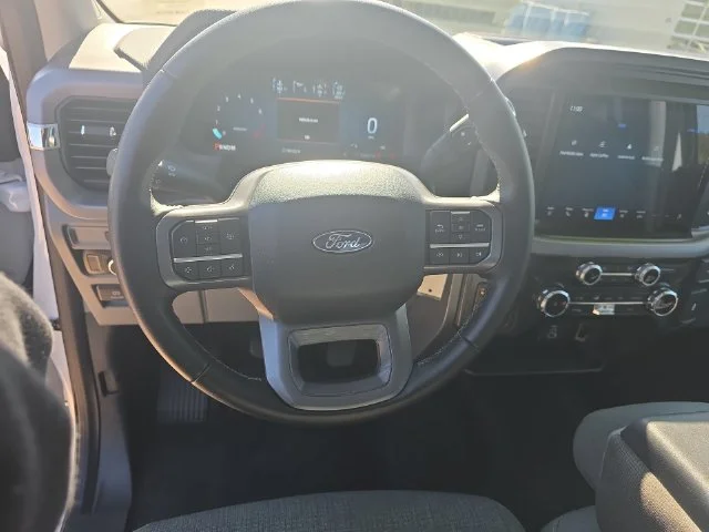 Used 2025 White Ford XLT image 16