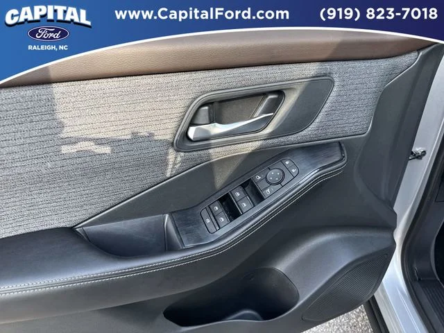 Used 2022 Silver Nissan SV image 20