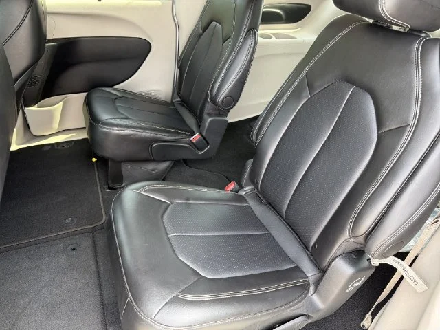 Used 2024 White Chrysler Touring L image 36