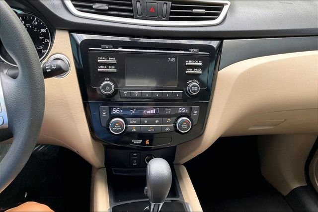 Used 2016 Black Nissan SV image 30