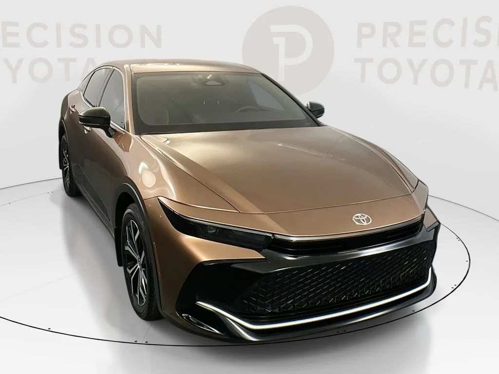 2026 Toyota Crown XLE AWD's photo