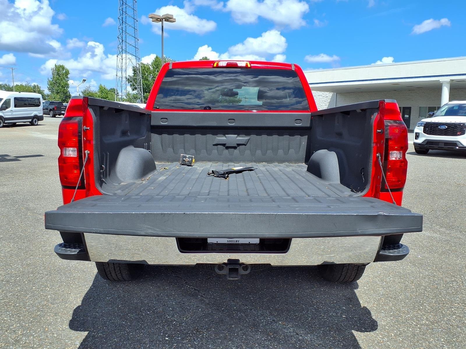 Used 2017 Red Hot Chevrolet LT image 32