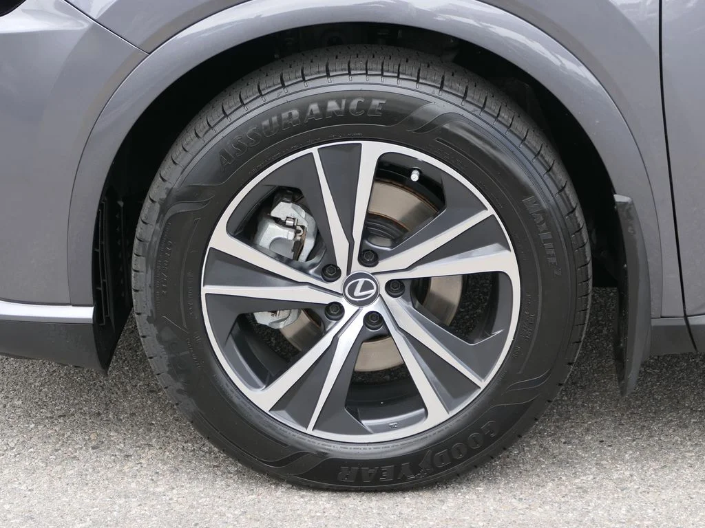 Used 2023 Nebula Gray Pearl Lexus Premium image 8