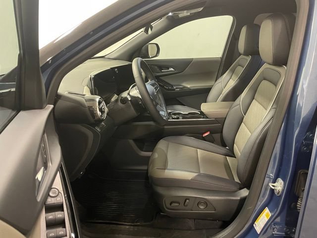 Used 2026 Lakeshore Blue Metallic Chevrolet LT image 20
