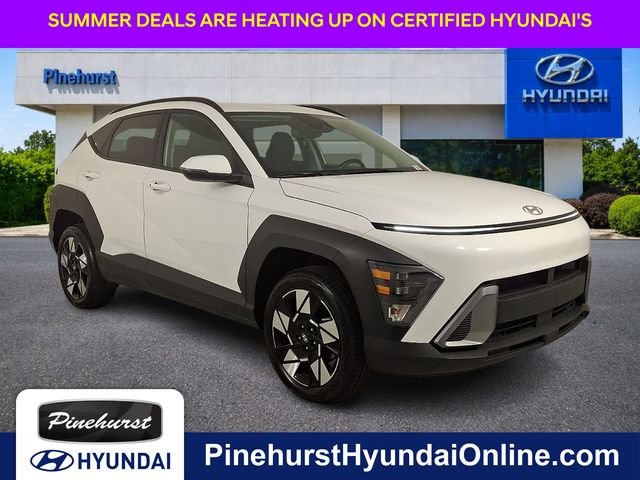 Certified Used 2025 White Hyundai SEL image 1