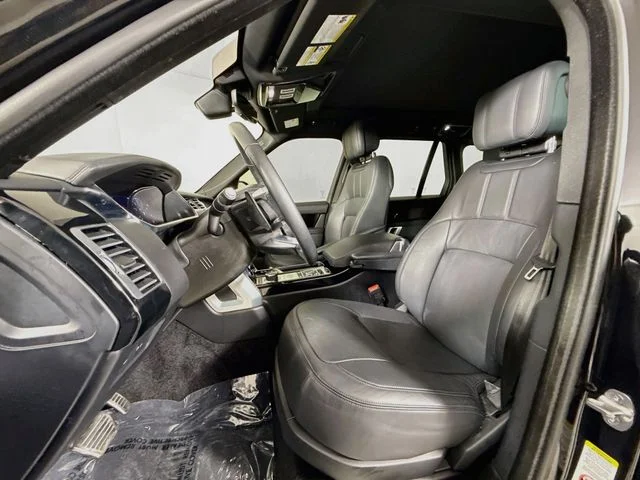 Used 2022 Black Land Rover Westminster image 11