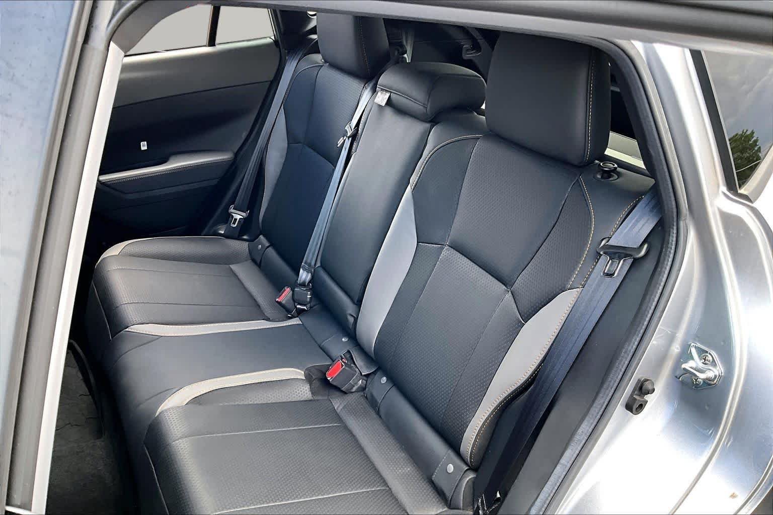 Used 2025 Ice Silver Metallic Subaru Wilderness image 18
