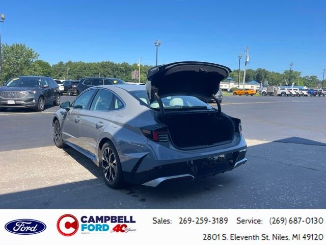 Used 2025 Blue Hyundai SEL image 12