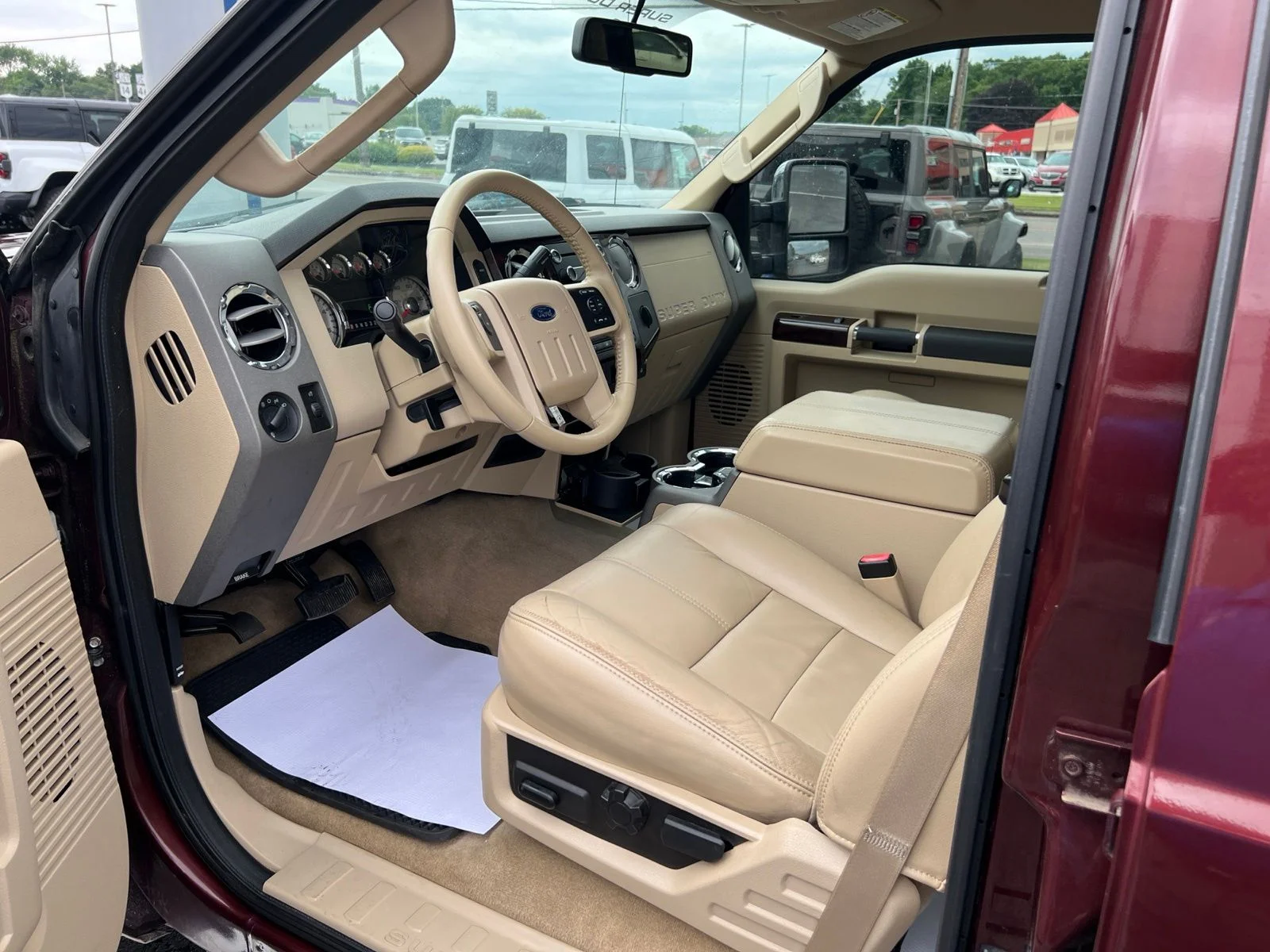 Used 2009 Royal Red Clearcoat Metallic Ford Lariat image 21