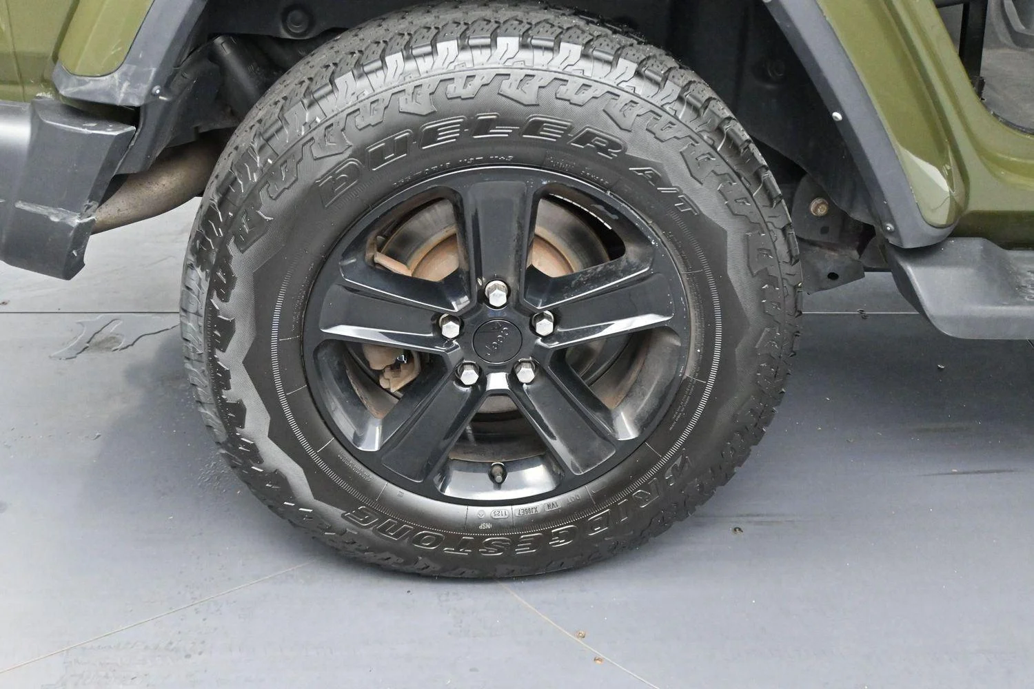 Used 2022 Sarge Green Clearcoat Jeep Unlimited Sahara Altitude image 34
