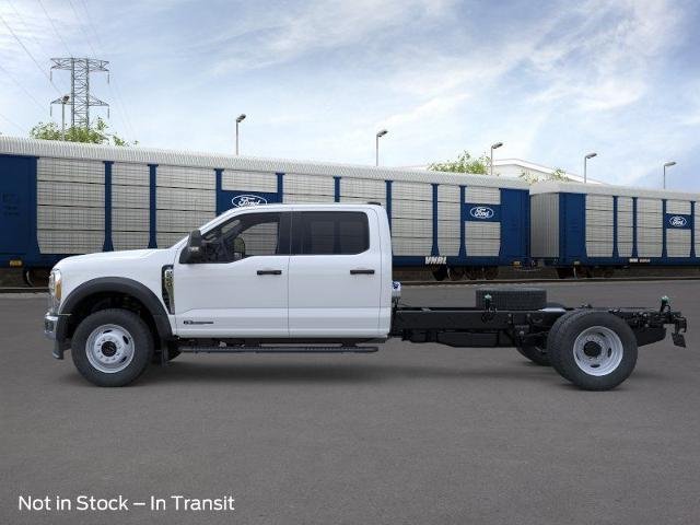 New 2026 Oxford White FORD F-550® XL image 25