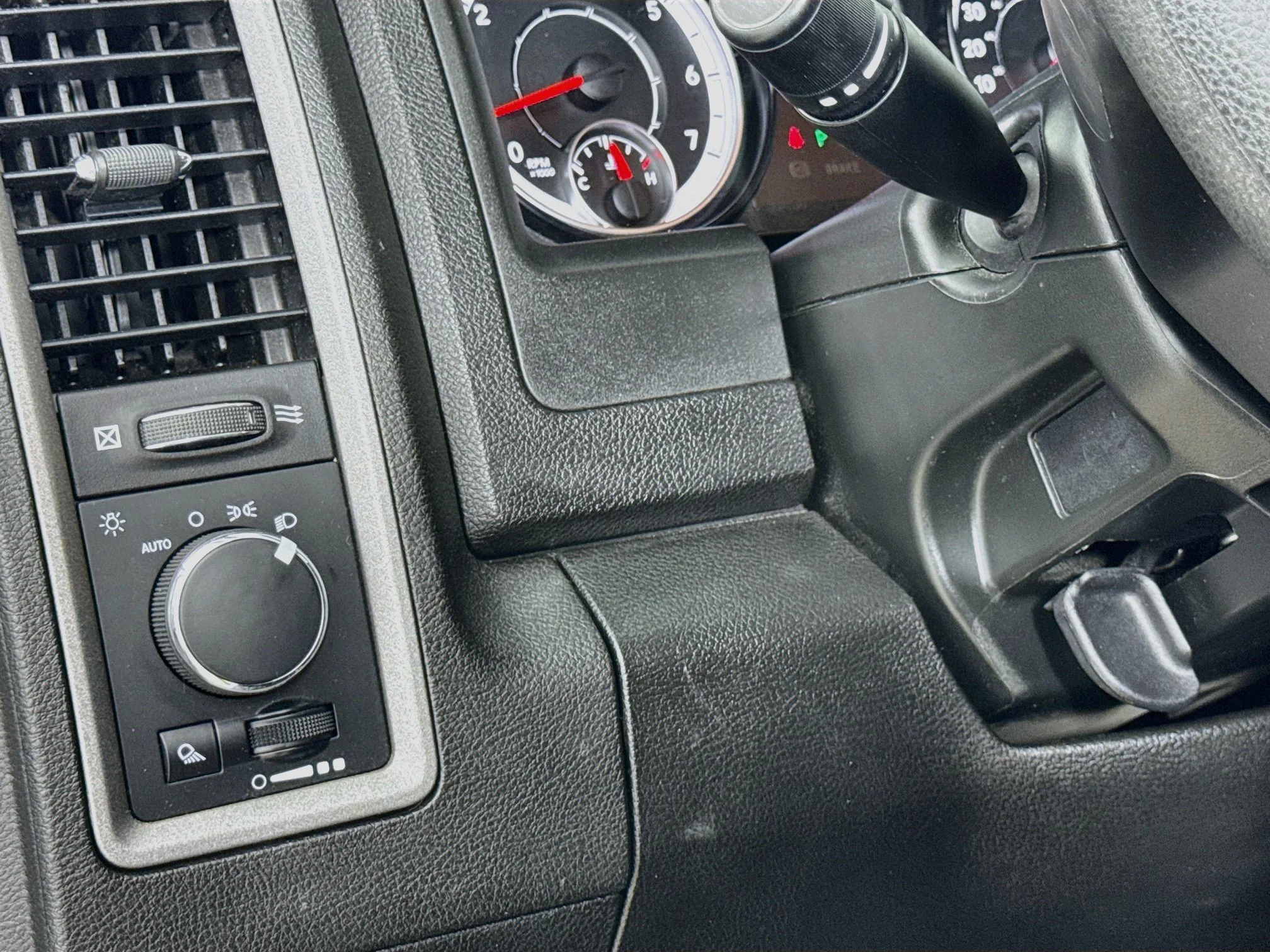 Used 2021  Ram Tradesman image 12