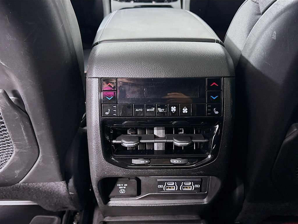 Used 2021 Black Jeep Overland image 27