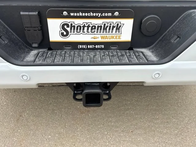 New 2026 Polar White Tricoat Chevrolet High Country image 16